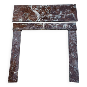 Cheminée en marbre rouge