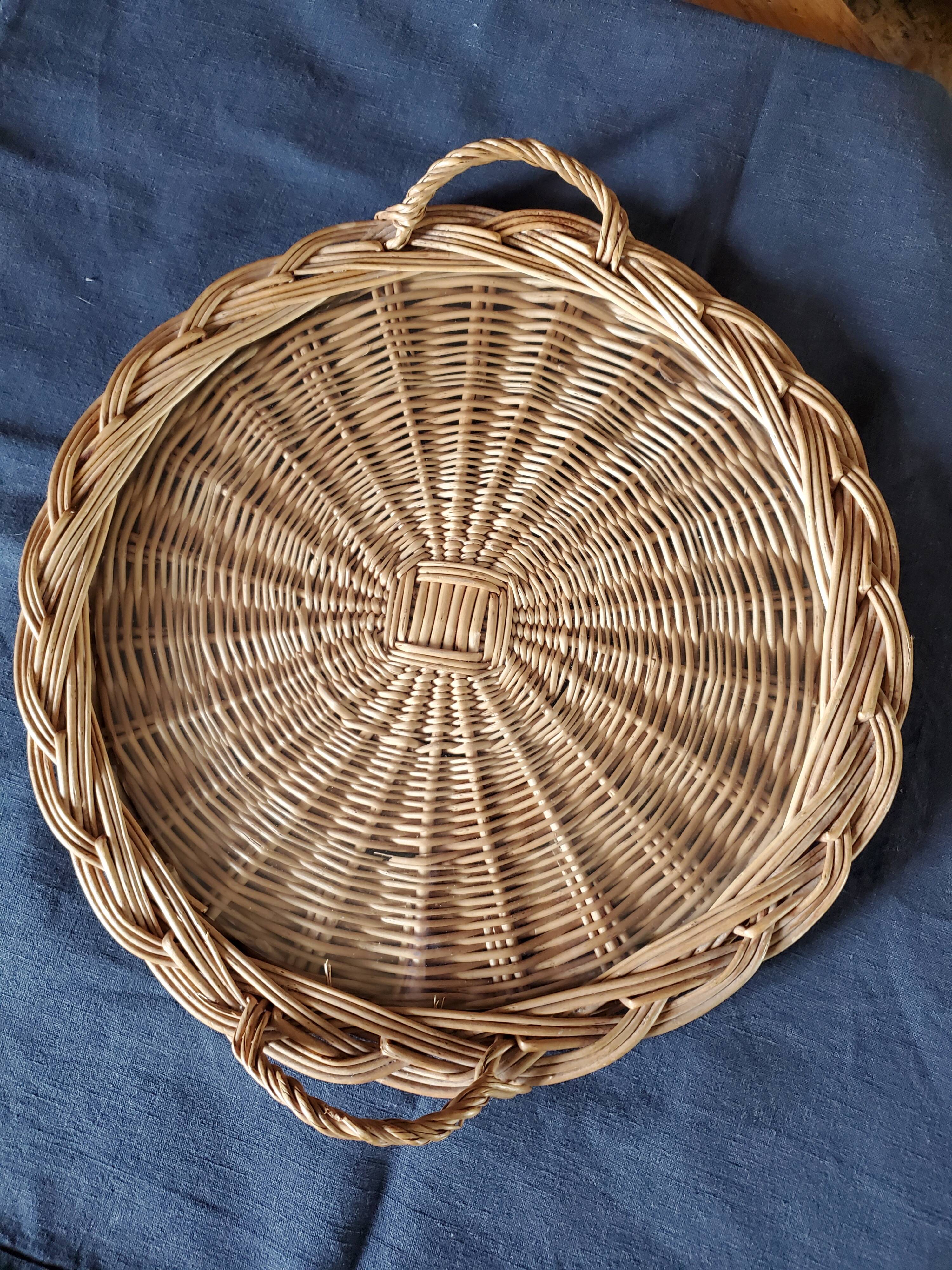 Rattan tray