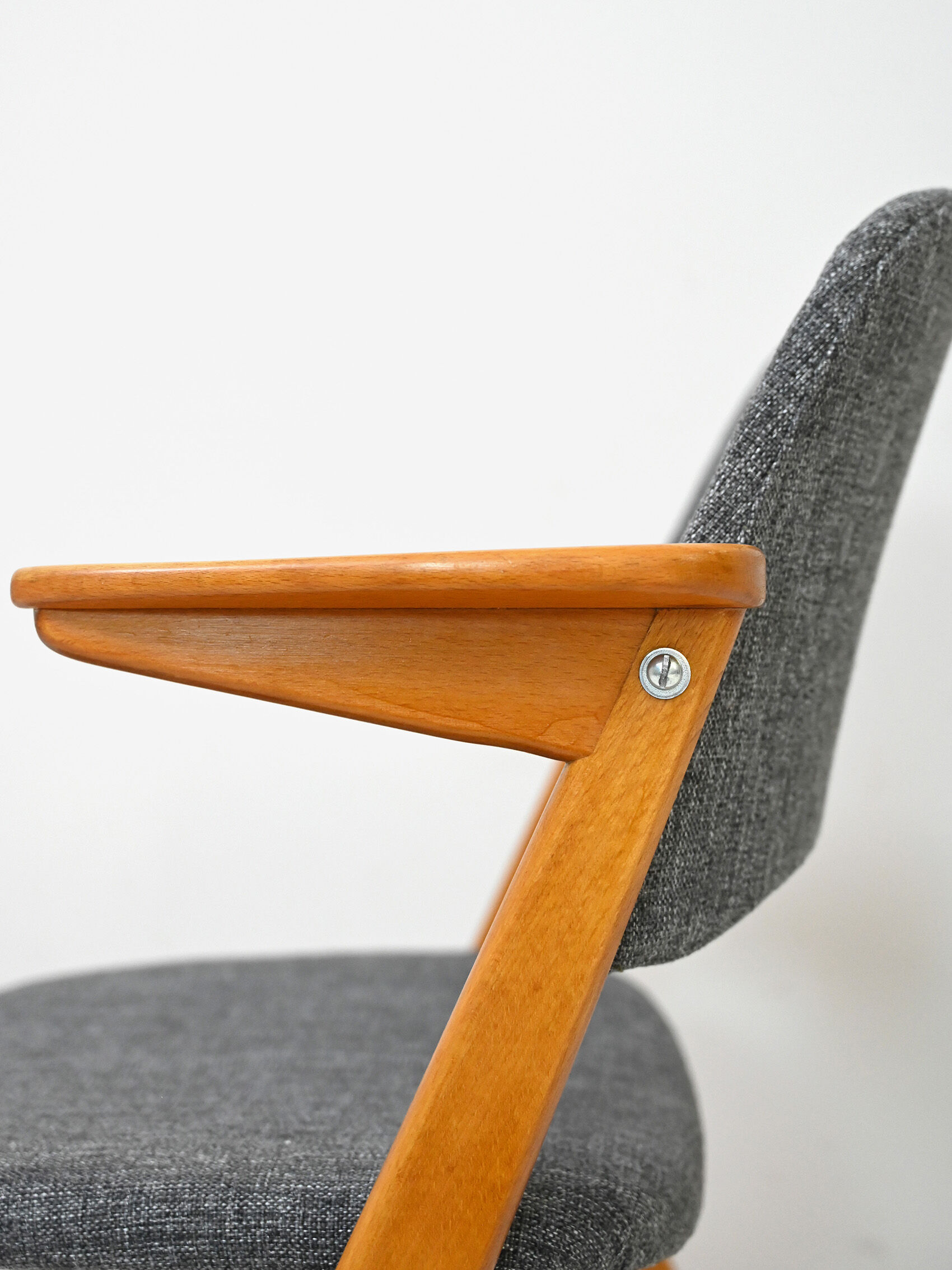 Set of 6 chairs designed by Bengt Ruda for NK