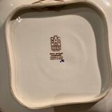 Plat carré et aiguières