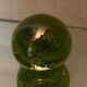 Boule sulfure presse-papier en verre teinté vert