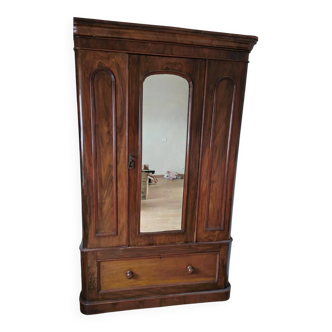 Armoire anglaise à vêtements