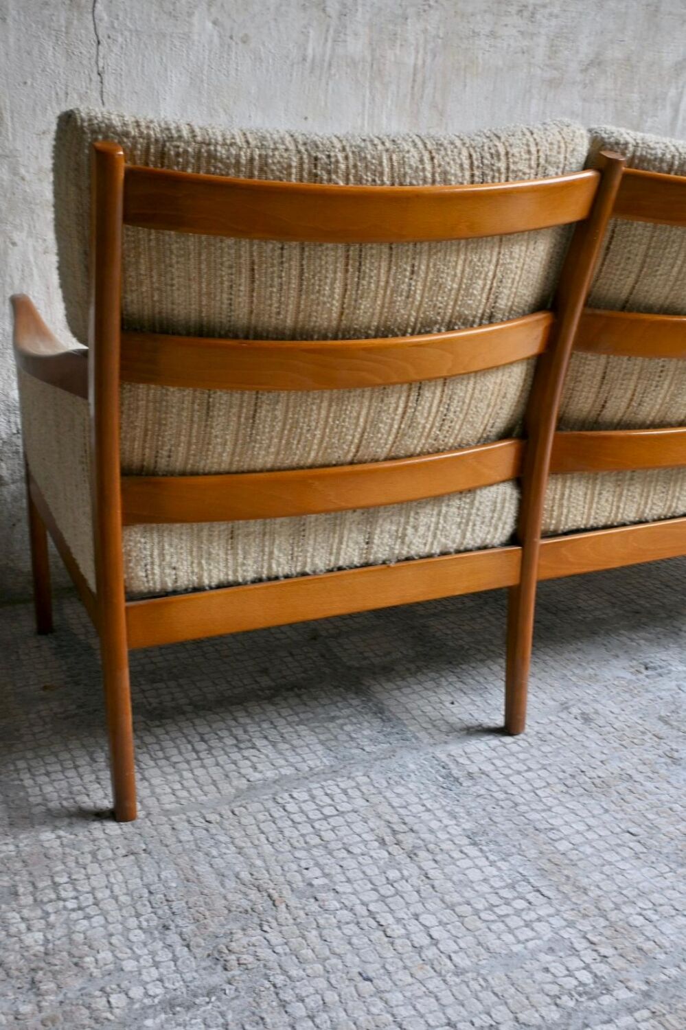 Canapé 3 places Mid-Century Design Scandinave Teck et Tissu
