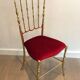 Chaise et tabouret Chiavari en laiton et velours. Vers 1940