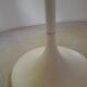 Tulip leg round table
