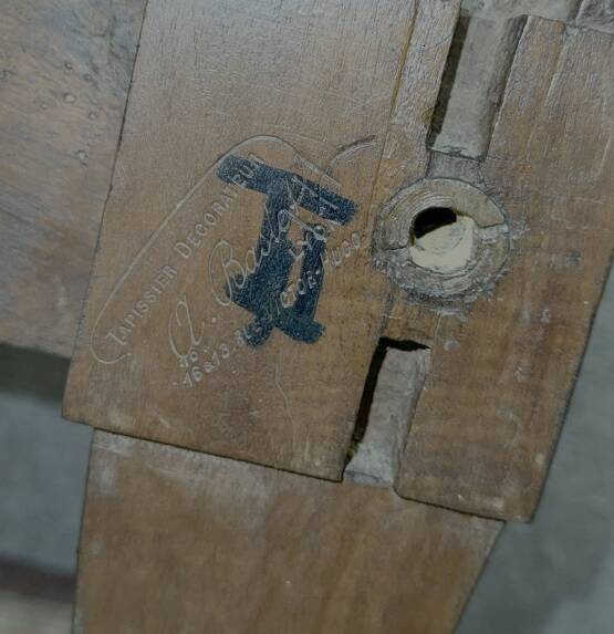 Bastel stamped bed from the Empire Consulate period in walnut circa 1800