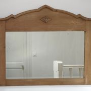 Miroir bois patiné glace biseautée vintage 76 cm x 96 cm