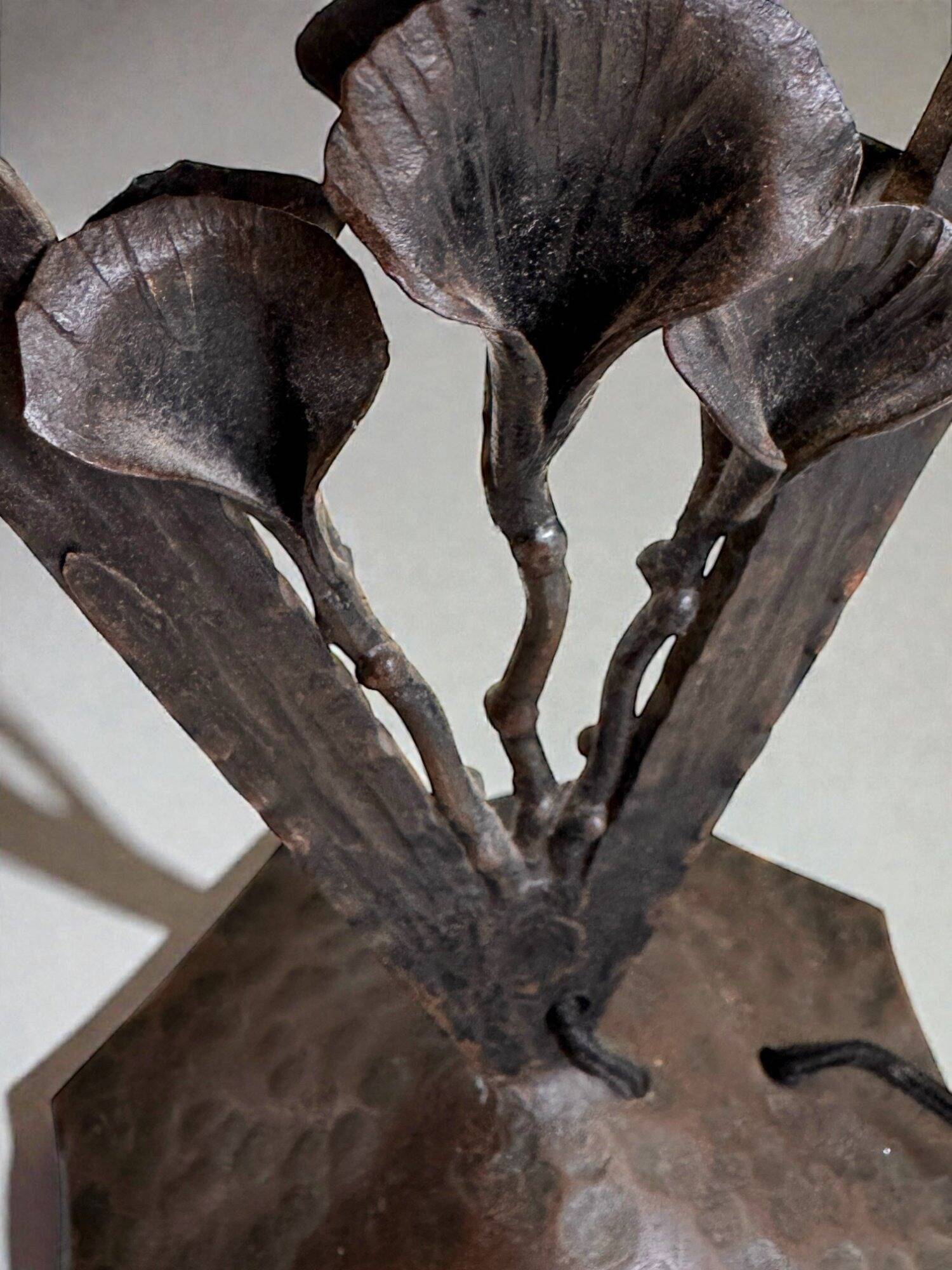 Art Deco lamp by Muller Frères Lunéville, signed glass, 1920.