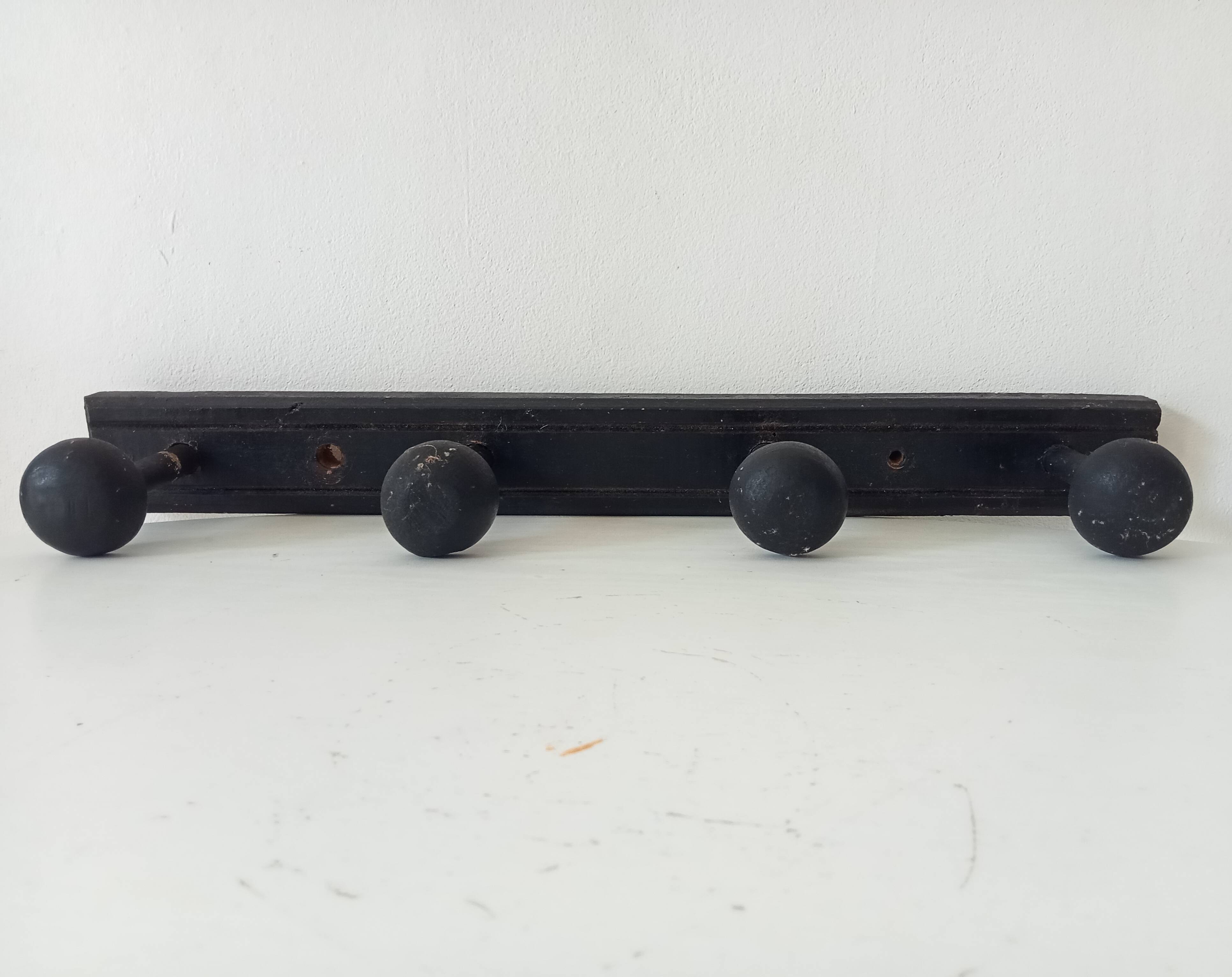 Ancien porte manteau mural en bois
