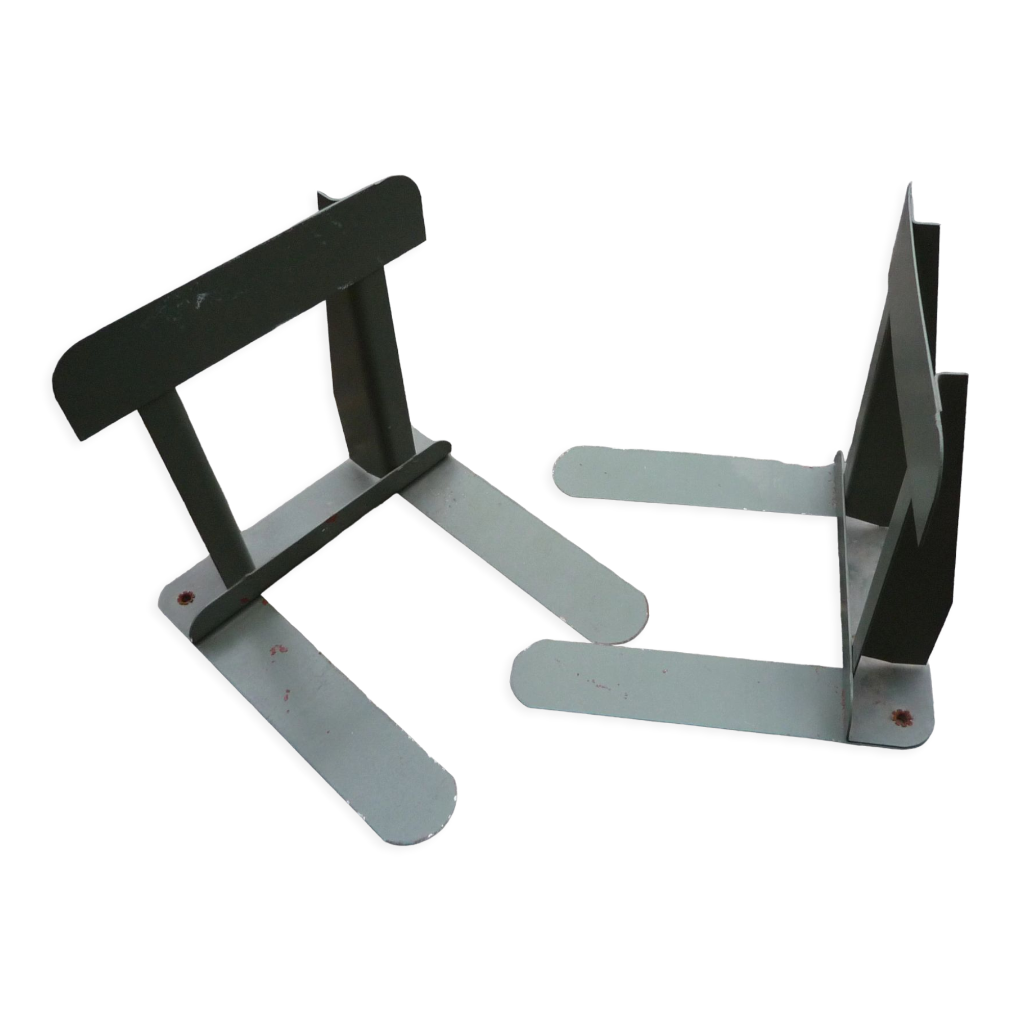 Pair of folded and riveted metal bookend, vintage 60s