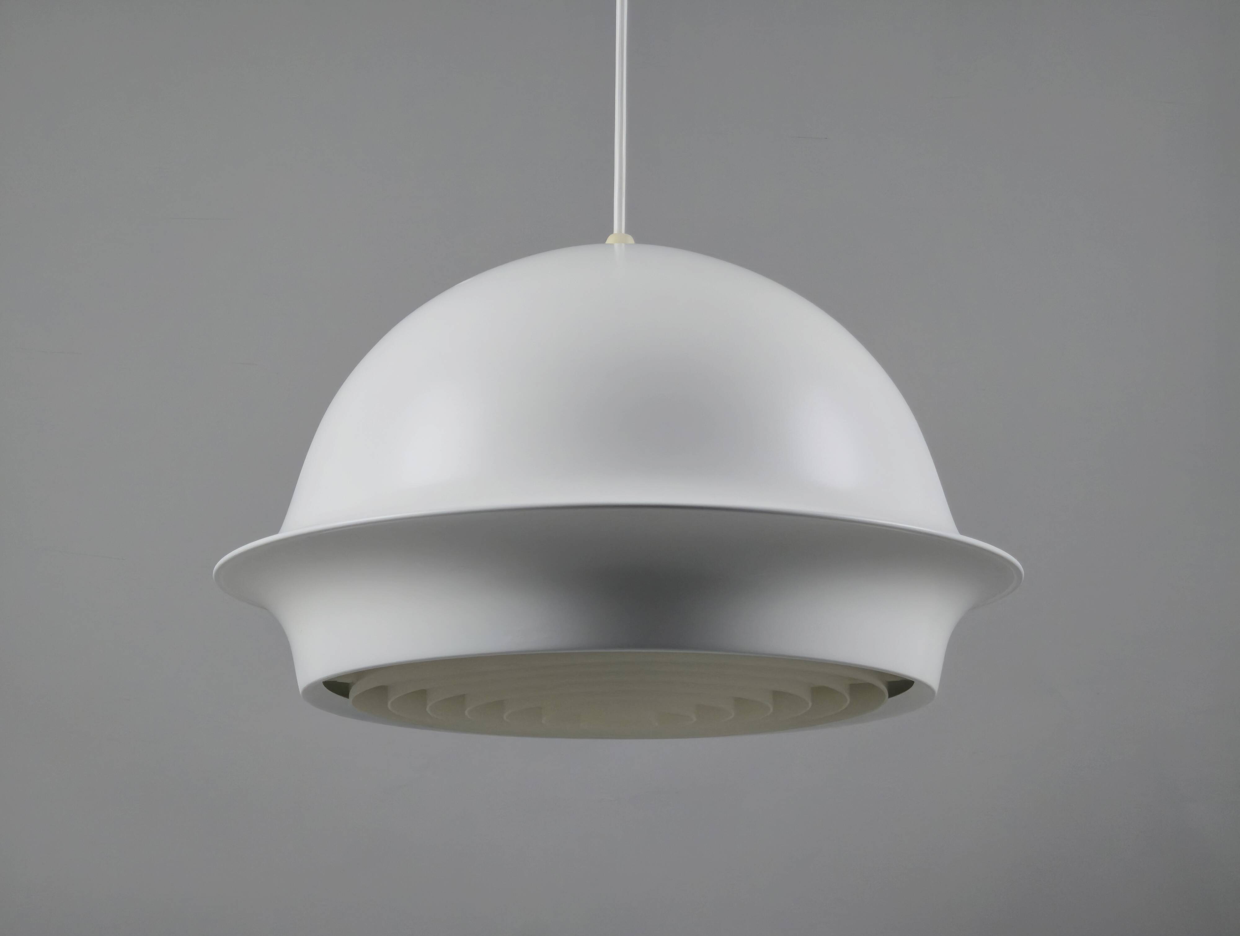 Lampe à suspension bredaryd vintage des années 1970 par börje claésson et kenneth bringzén.