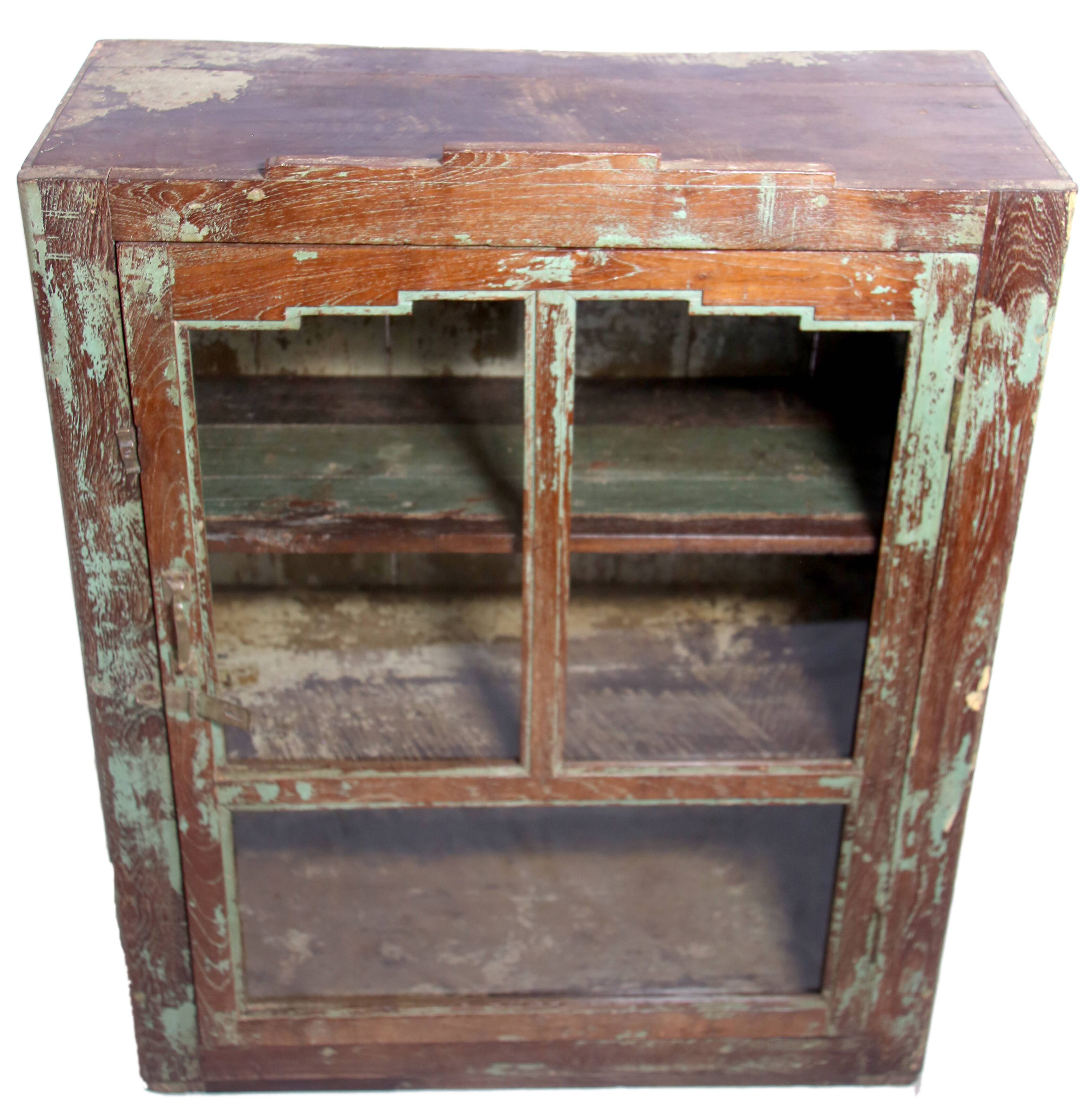 Vaisselier vitrine en teck birman ancien