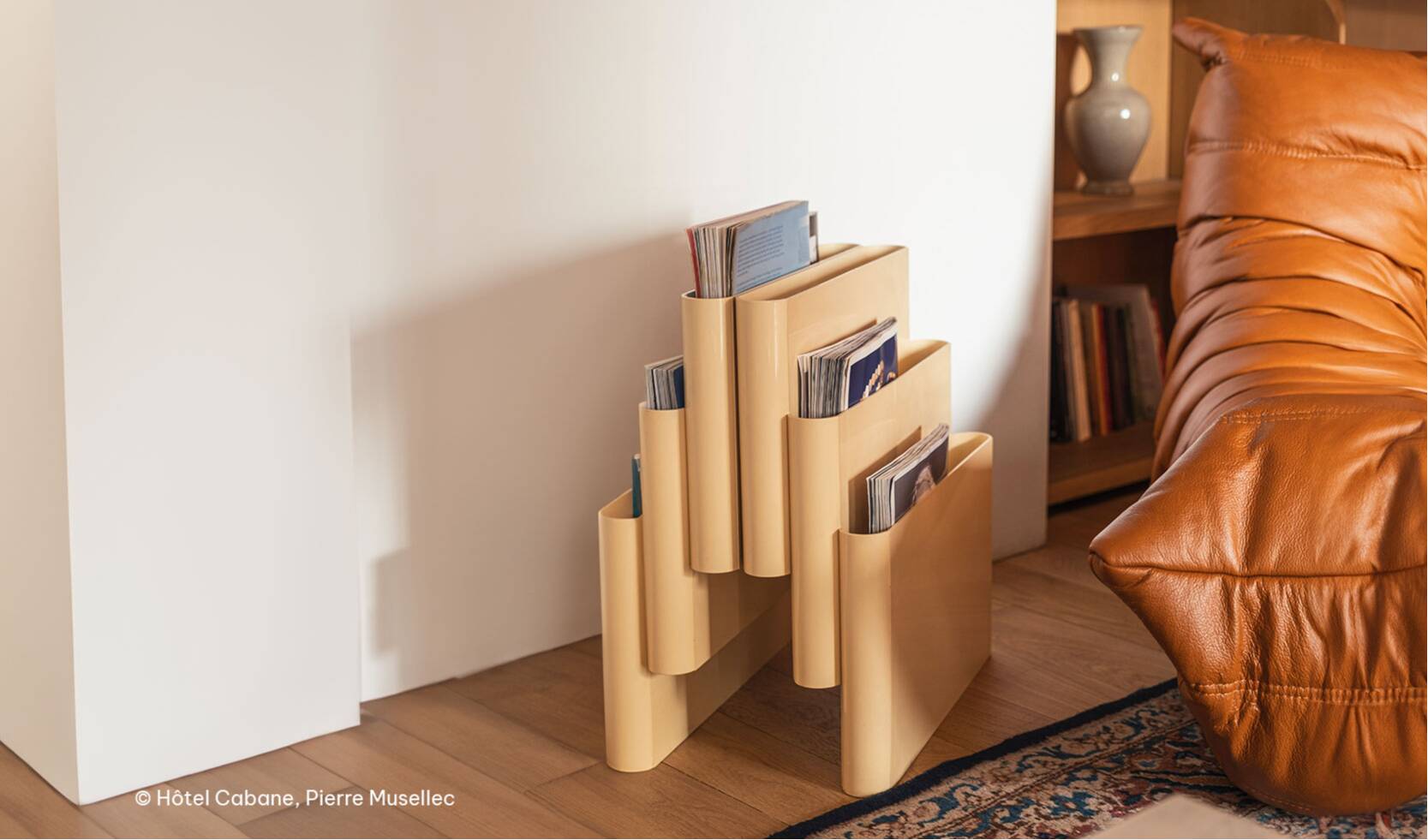 Selency Tells the Story of Giotto Stoppino's Magazine Rack