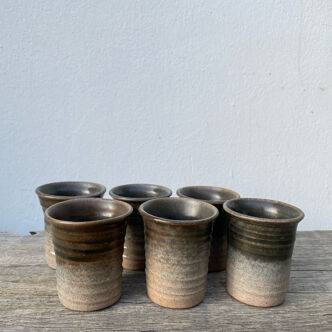 6 tasses à café en terre cuite 