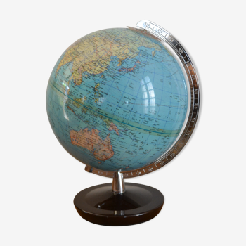 Vintage world map 70s small model