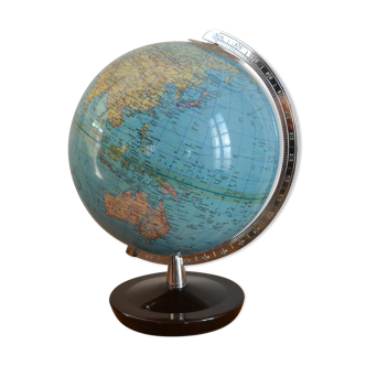 Vintage world map 70s small model