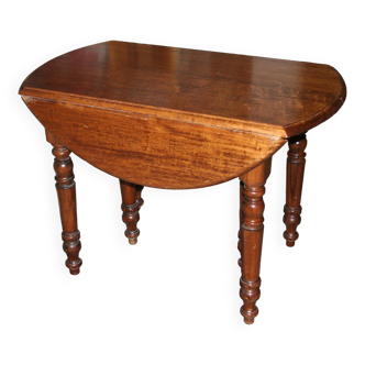 6-legged solid oak shutter table
