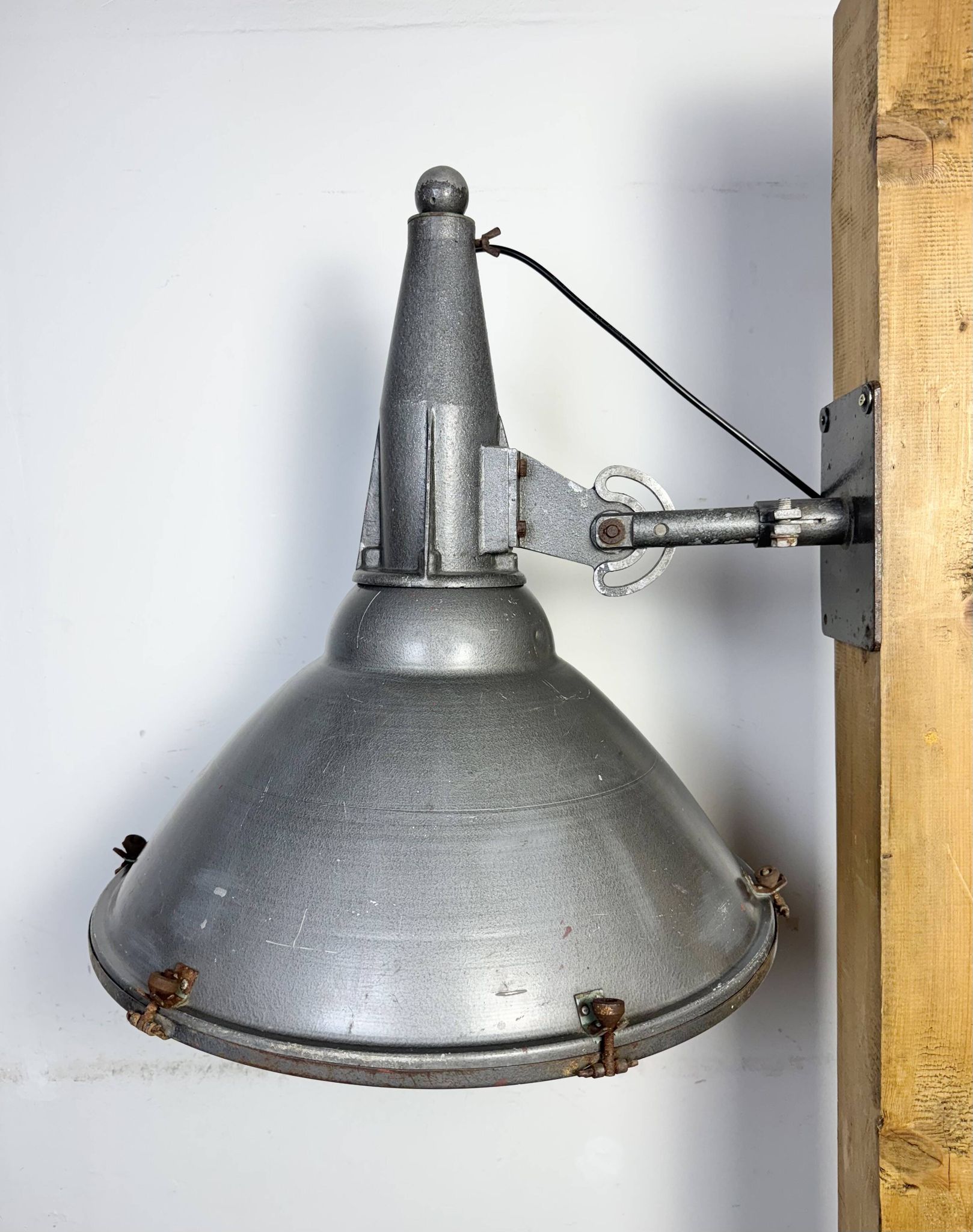 Large Vintage Industrial Aluminium Factory Wall Spotlight, 1970s