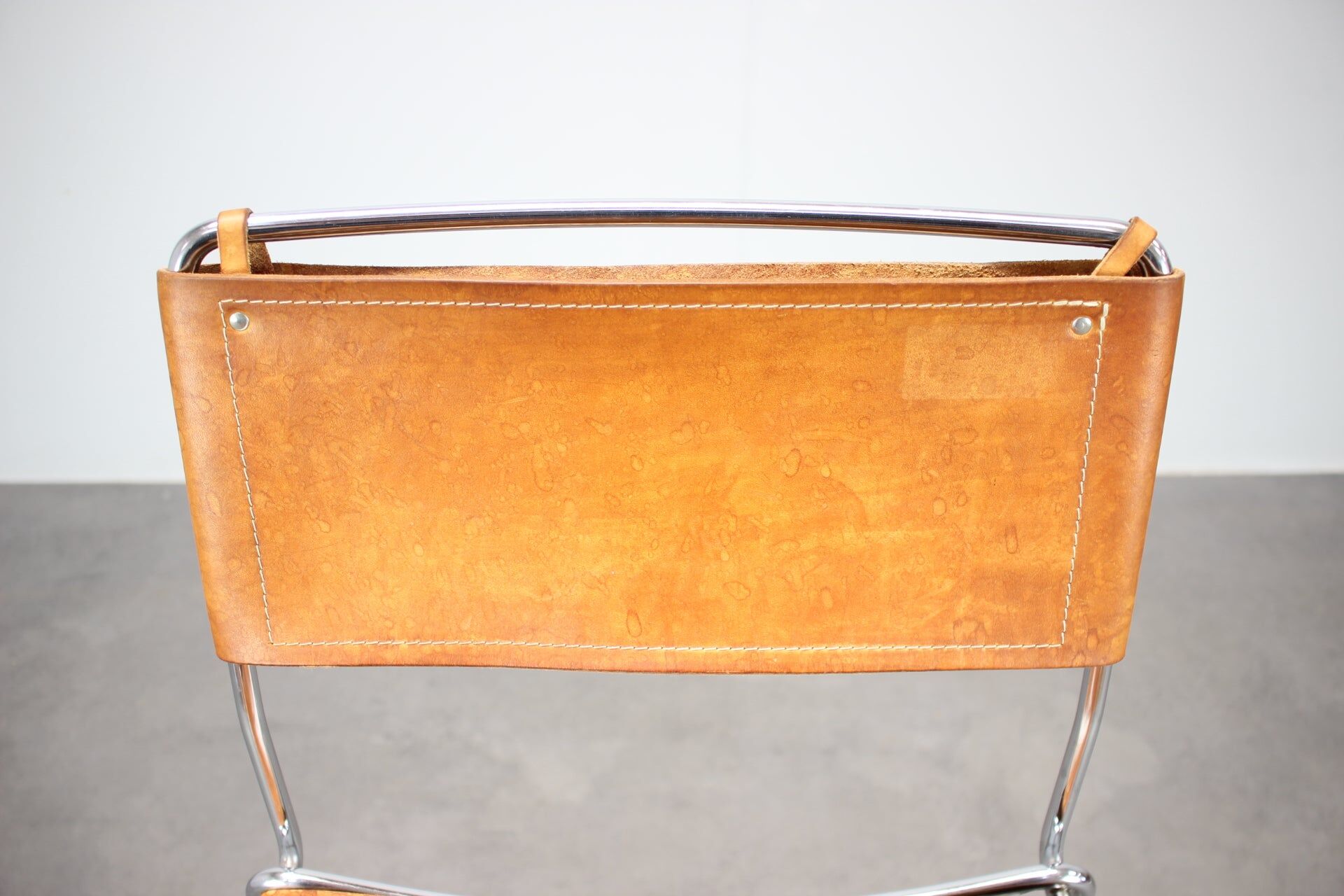 Leather stool by Giandomenico Belotti for Alias, Italy, 1970s.