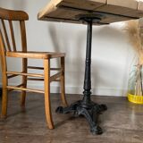 Table bistrot pied central en fonte style industriel
