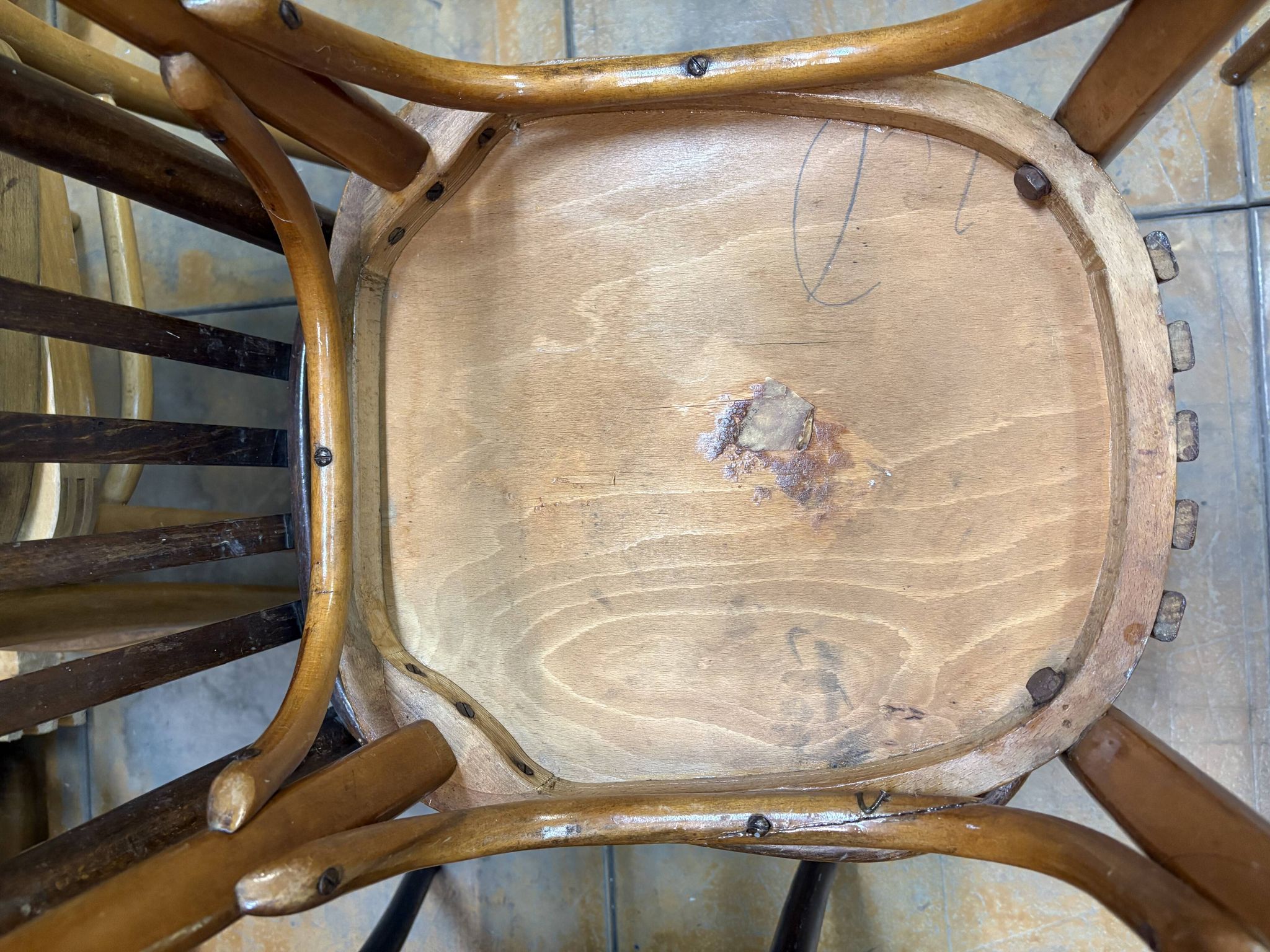 Chaises de bistrot anciennes (vers 1920). Ensemble de 6 pièces #1