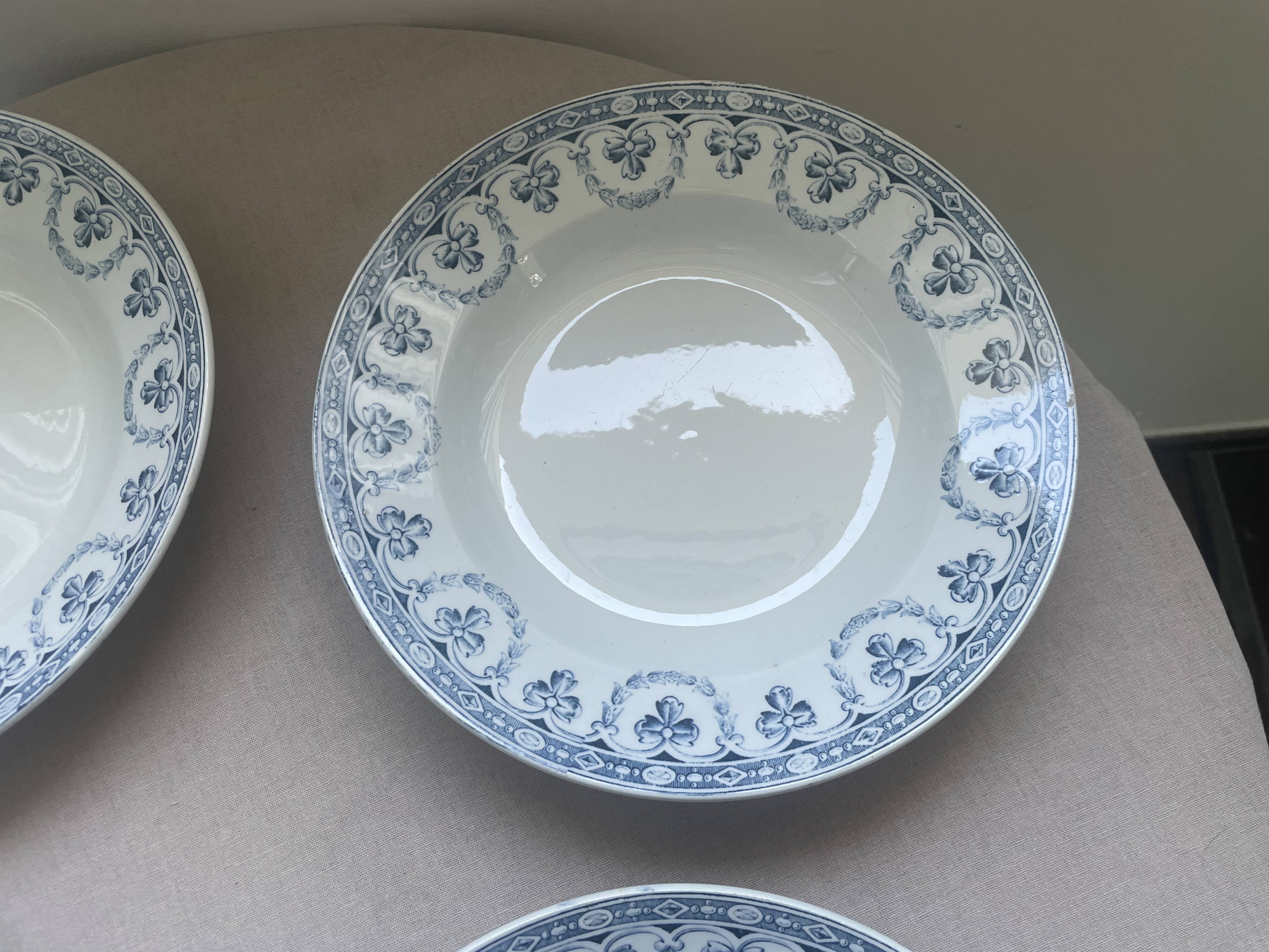antique deep plates model Santiago – Saint-Amand & Hamage