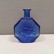 Blue glass vase from Riihimäen Lasi Finland, by Nanny Still.