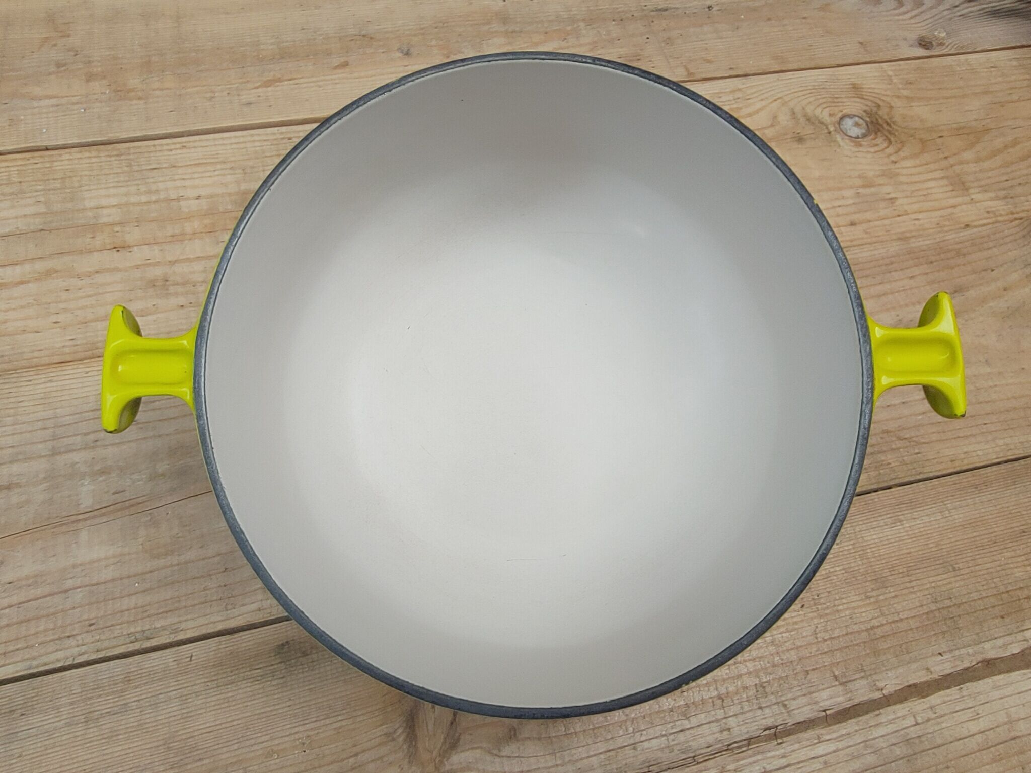 Le Creuset Cocotte in enamelled cast iron - La Mama Enzo Mari N°26