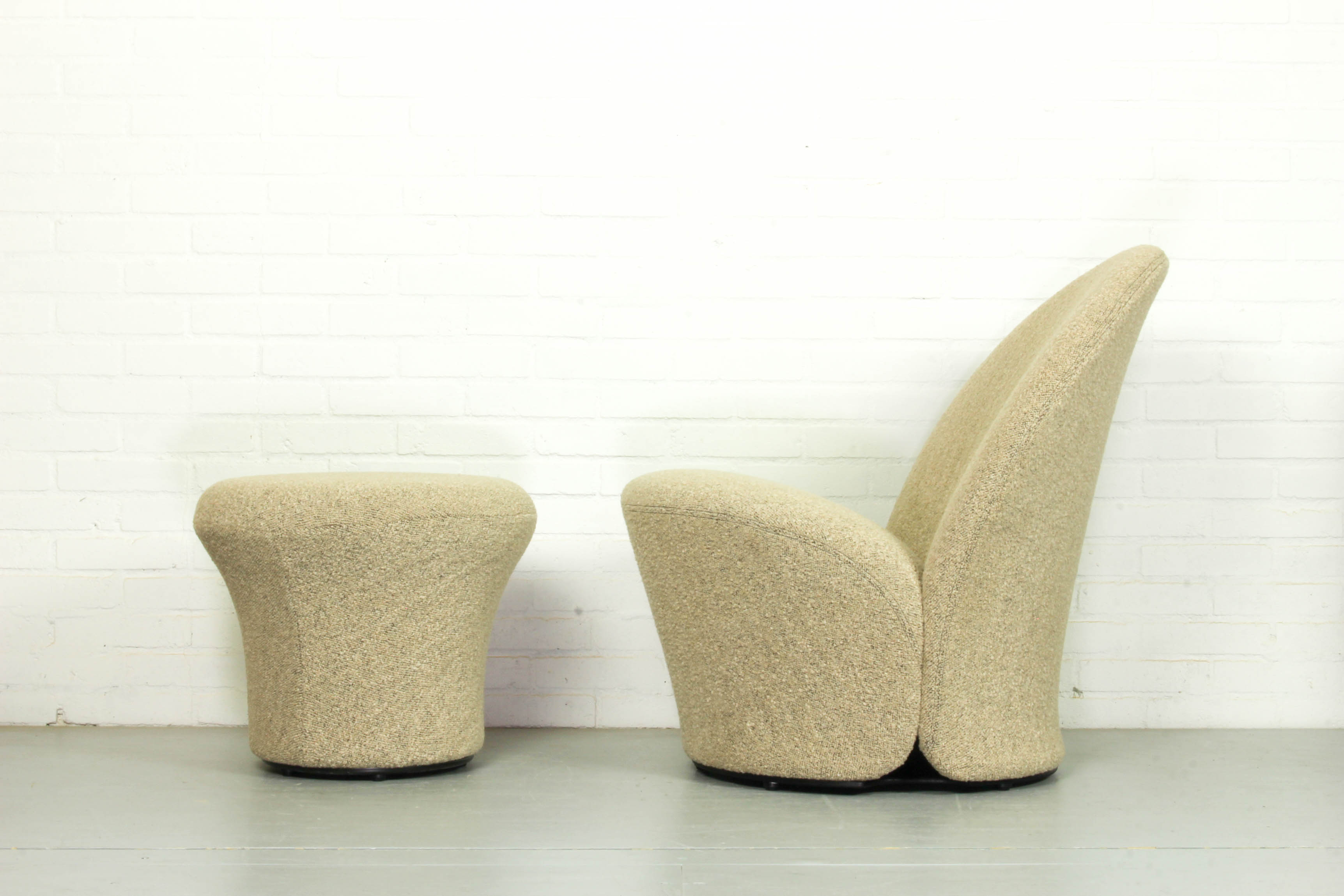 F572 lounge chair and mushroom ottoman by Pierre Paulin for Artifort, 1967