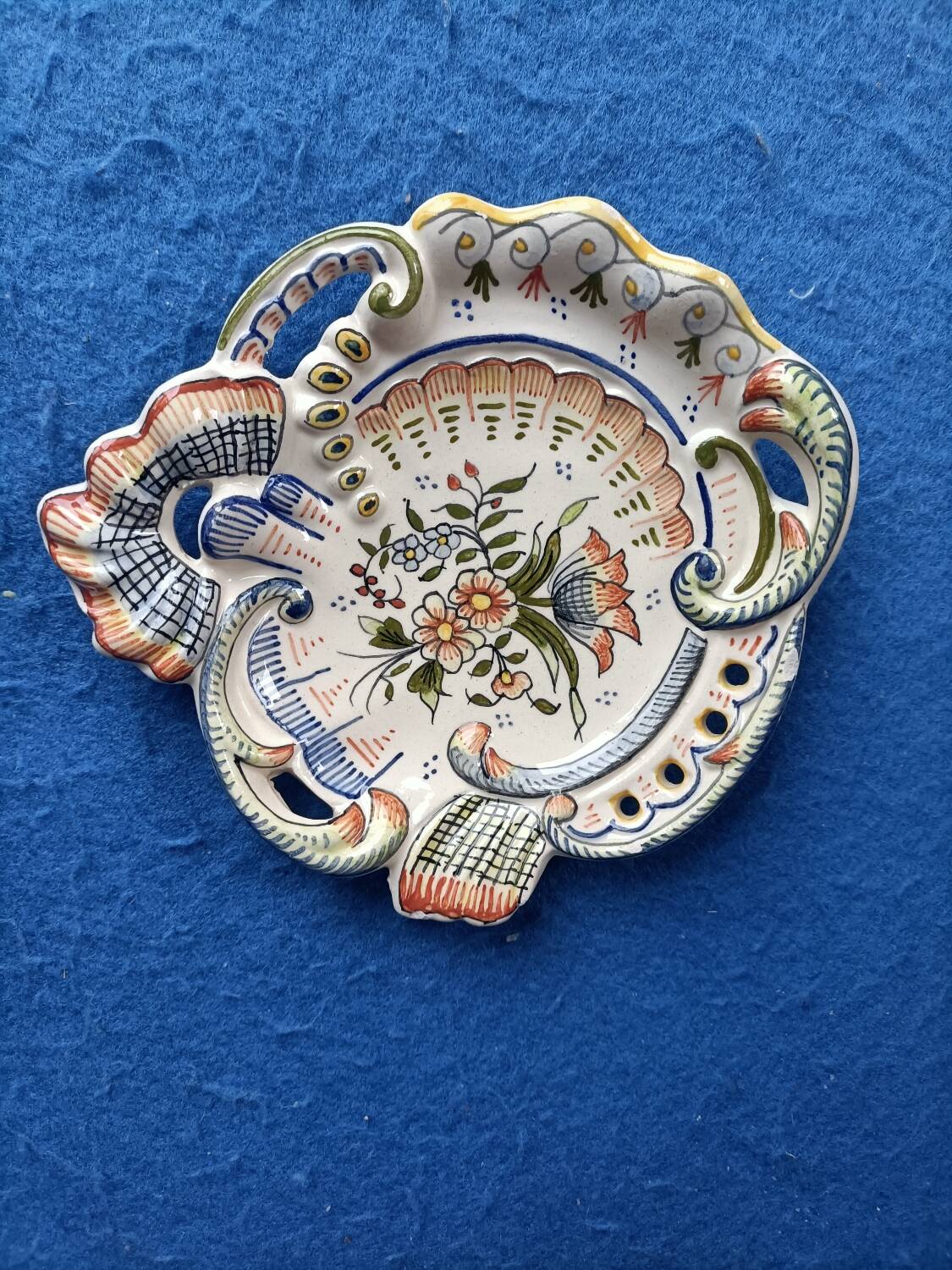 Handmade ashtray from Desvres pottery 💐