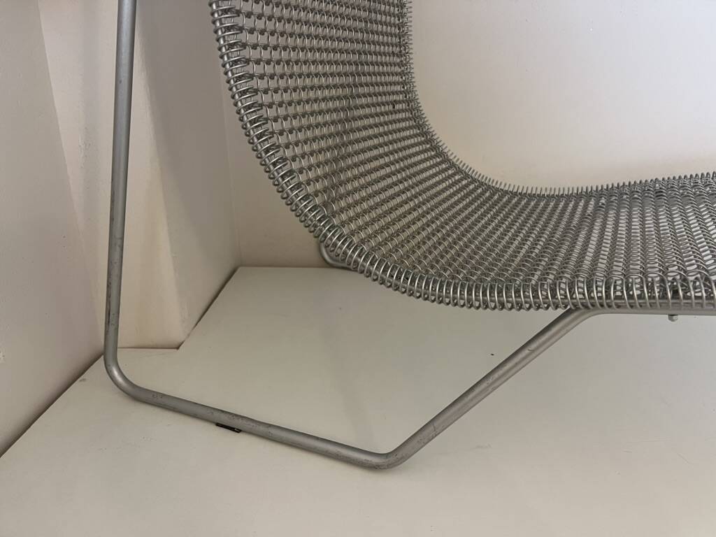 Ruffian chaise longue by Niall O'Flynn for Spectrum 1990s