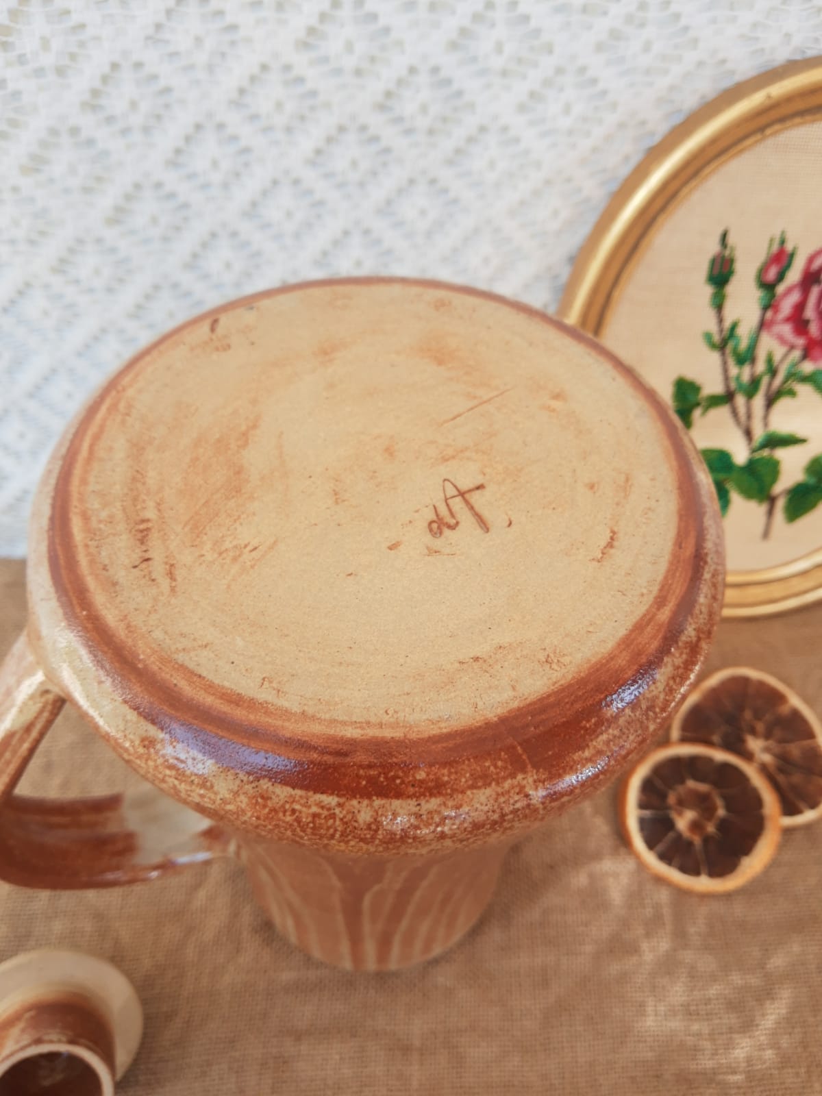 Cafetière, carafe en grès signée