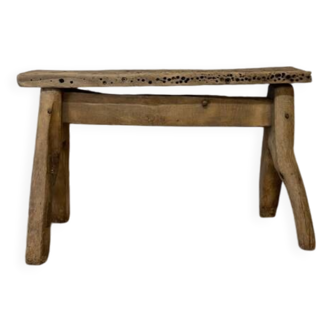 Console brutaliste