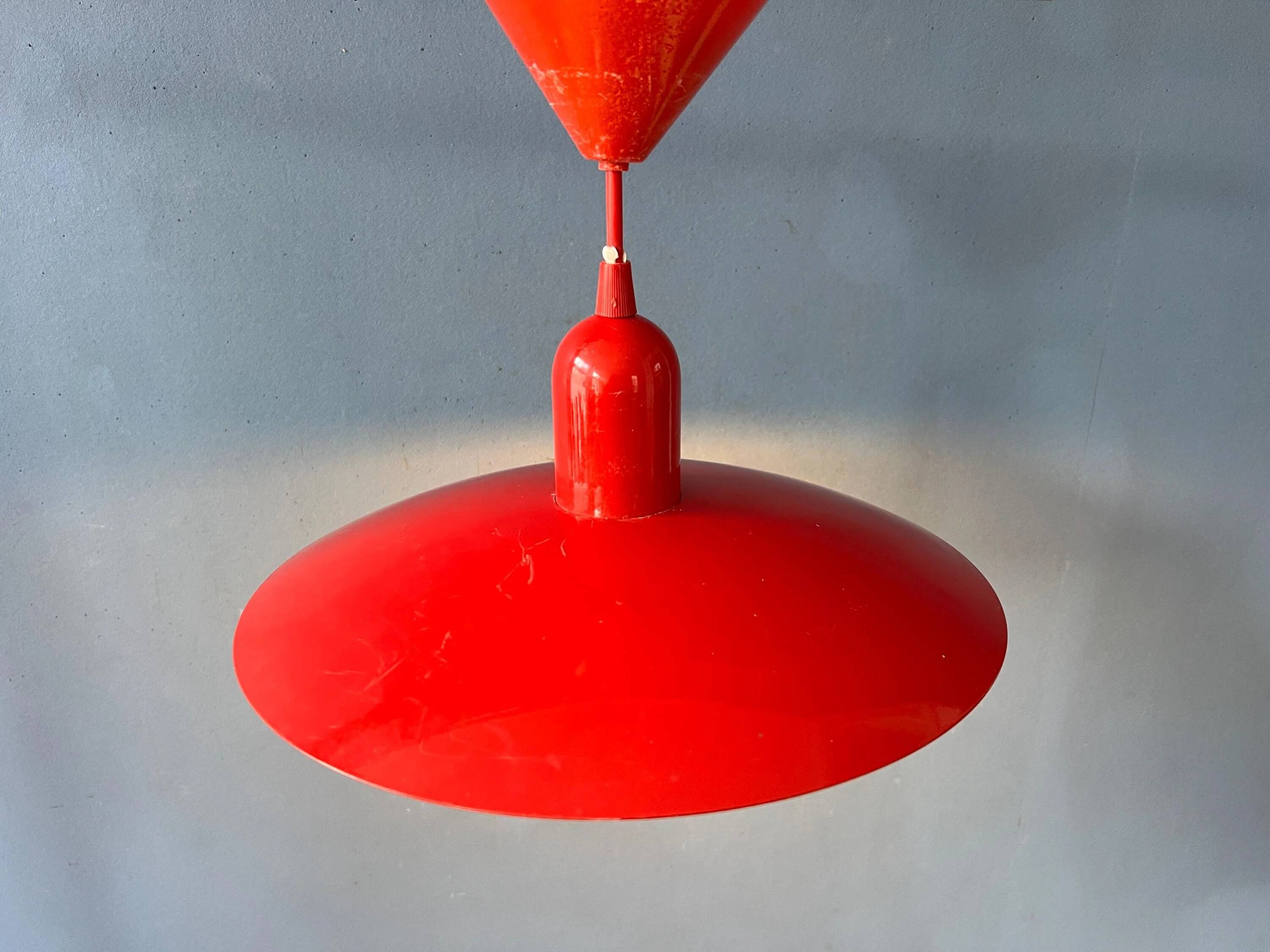 Small vintage Space Age suspension in red metal.