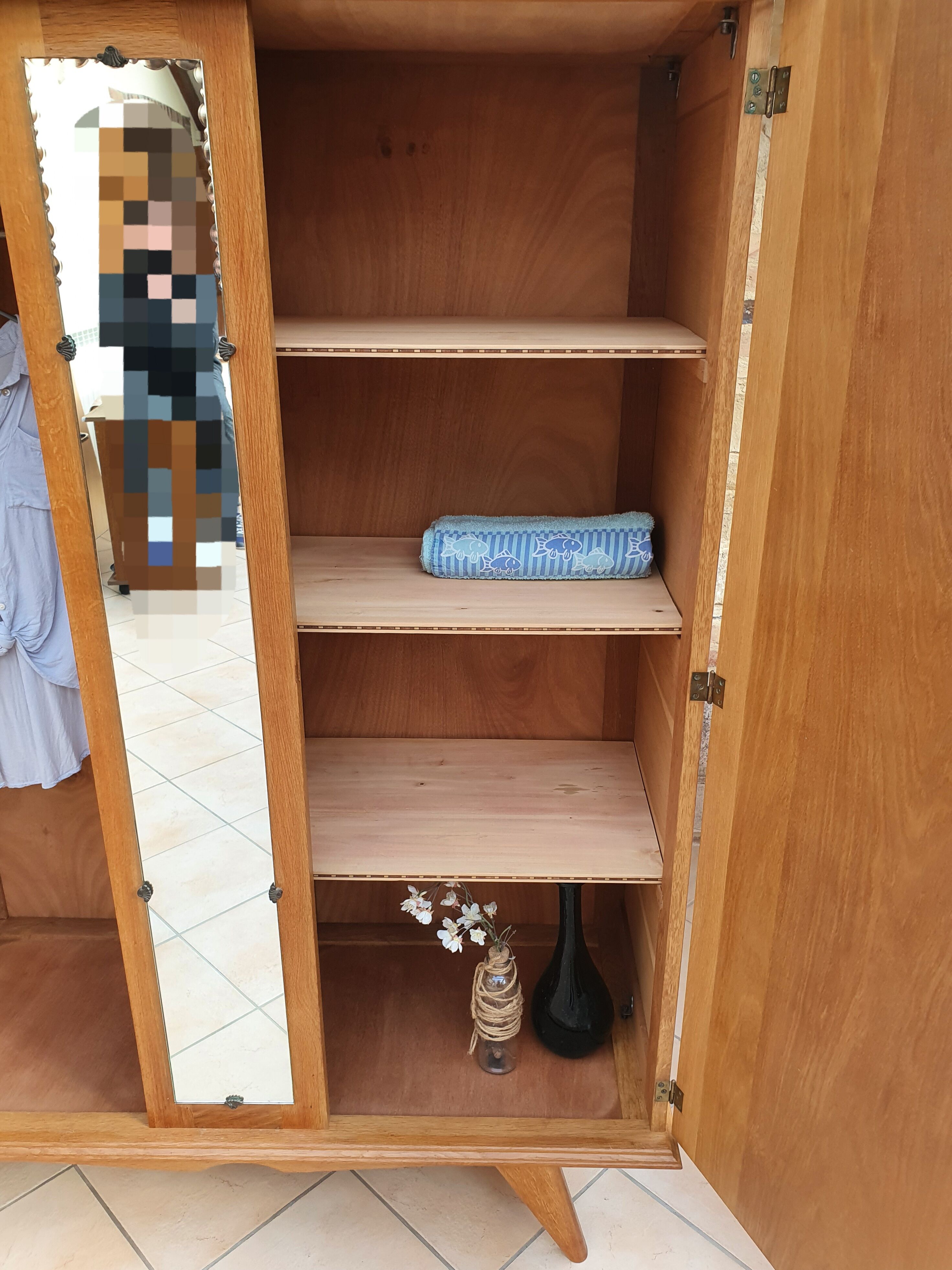 Vintage cabinet feet compass