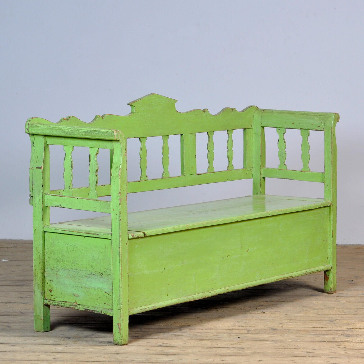 Antique Pine Bench, 1930s