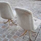 3 rotating vintage armchairs