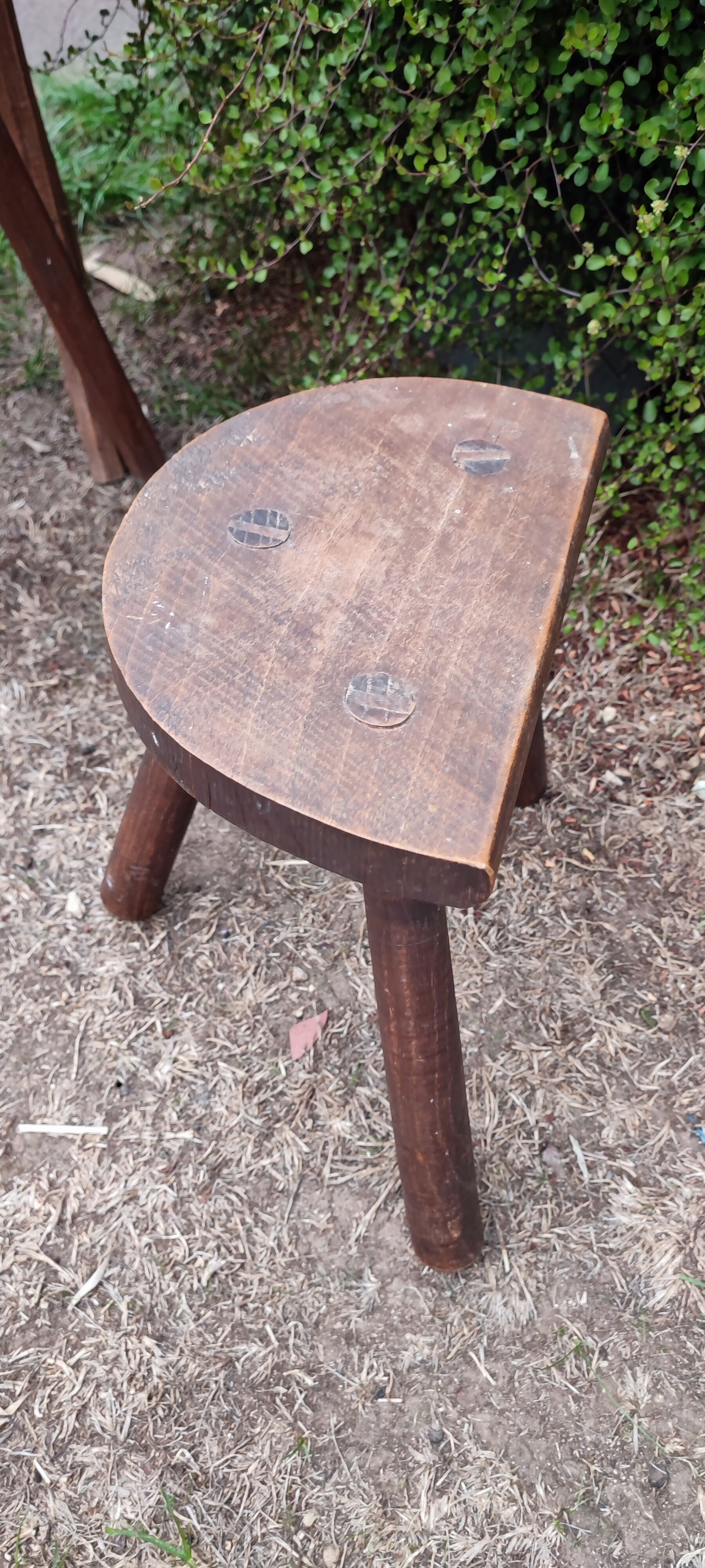 Low stool vacher stool or milking