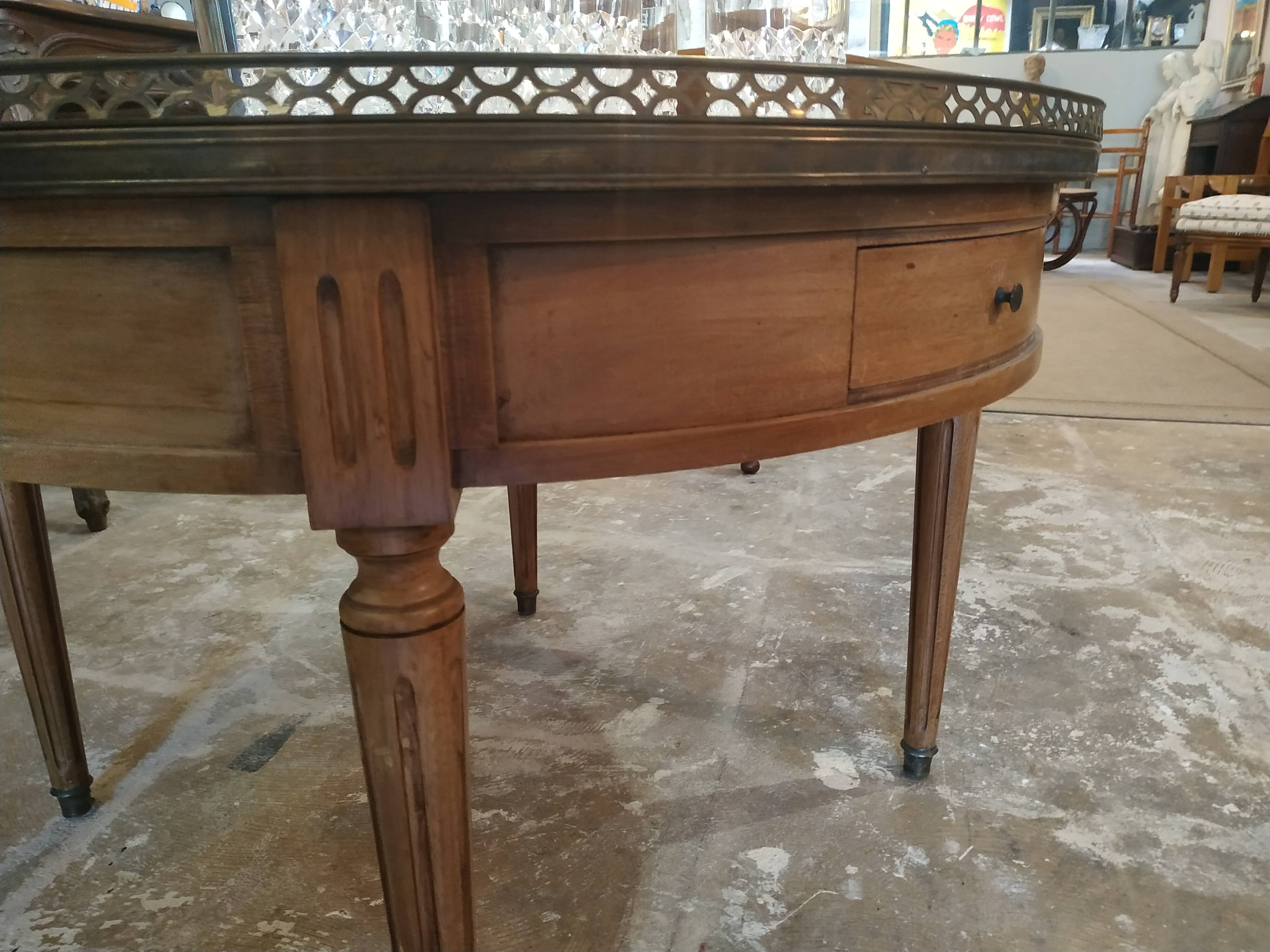 Table basse bouillotte en acajou