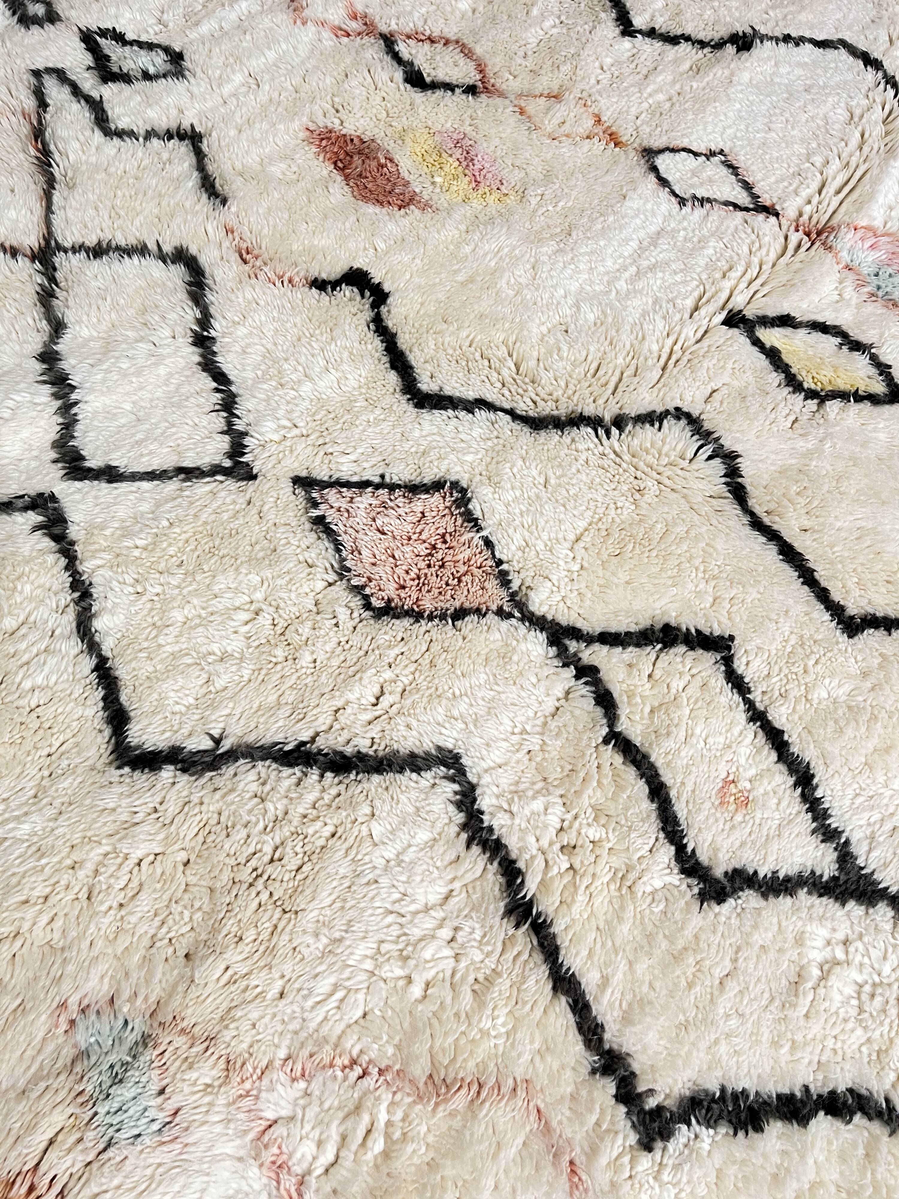 Beni Ouarain Berber rug 291/212cm