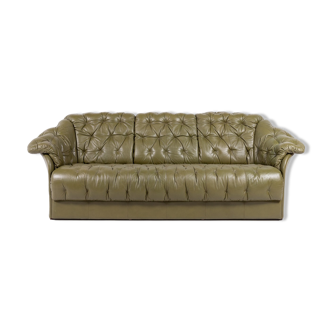 Green leather sofa from Skippers Denmark