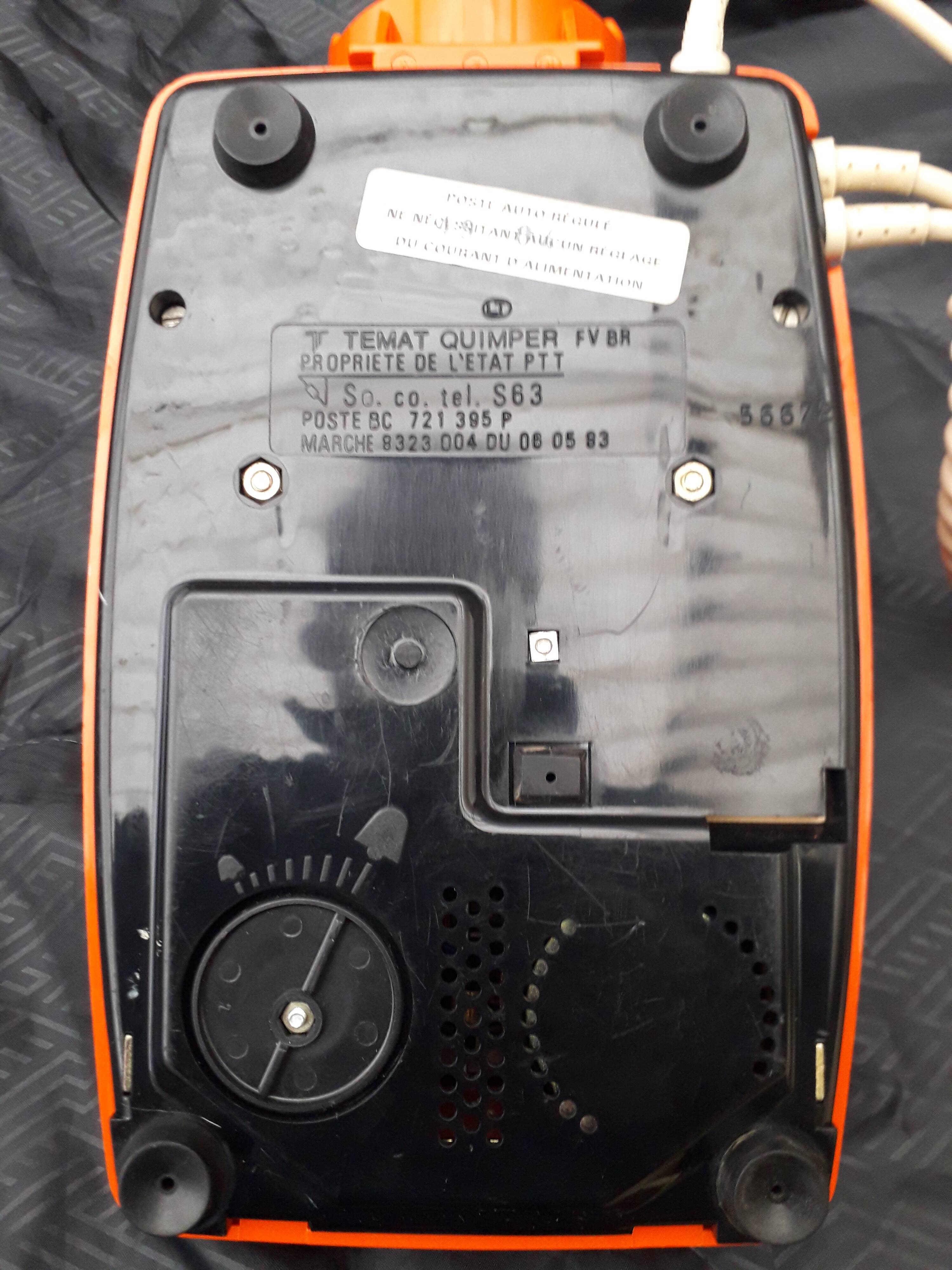 Vintage orange phone S63 Socotel keyboard