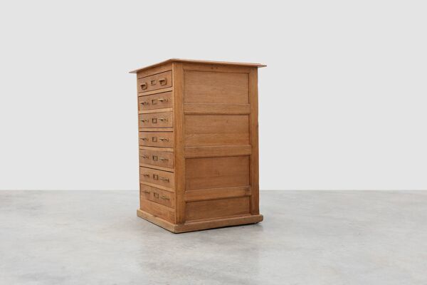 Cabinet de classement en chêne industriel avec poignées en laiton, Royaume-Uni, années 1920
