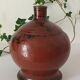 Terracotta lamp base in white.