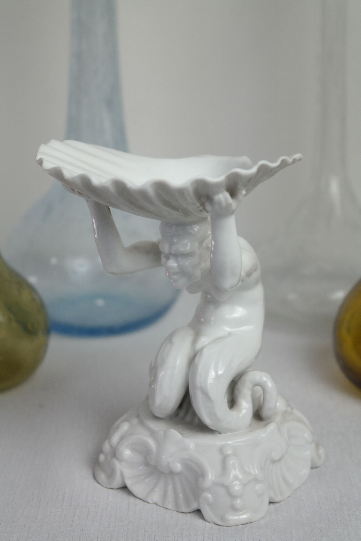 Empty Pocket Shell & Character Porcelain White De Capodimonte Italy XX th
