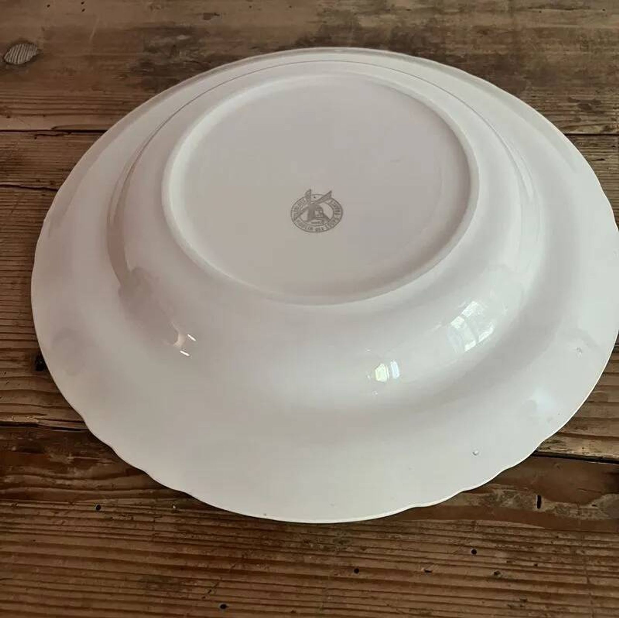 Assiettes creuses anciennes