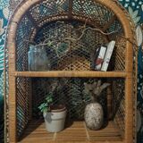 Round rattan shelf