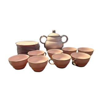 Set of 8 cups and a candy factory