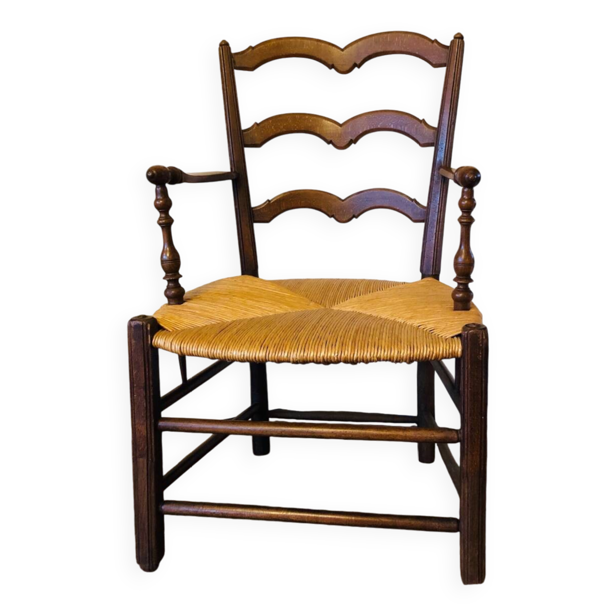 Antique Provencal armchair in wood and straw