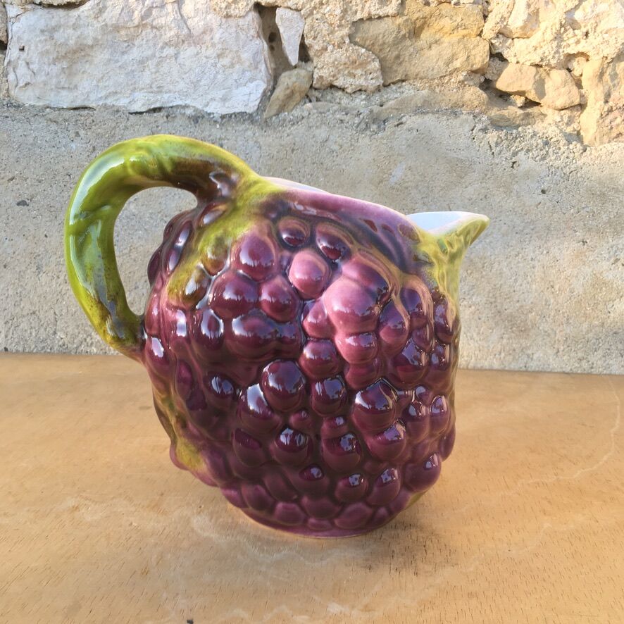 Pitcher slurry grape